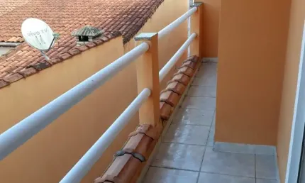Condomínio fechado, 2 dorms à venda, balneário itaguaí