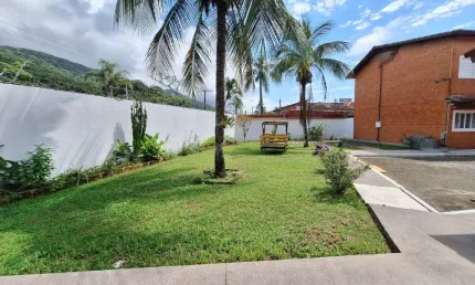 Casa em condomínio fechado com 3 quartos à venda na Avenida Marina, Centro, Mongaguá