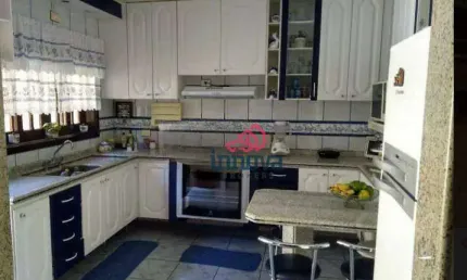 Casa com 4 dormitórios à venda, 275 m² por R$ 1.200.000,00 - Jardim Santa Mena - Guarulhos/SP