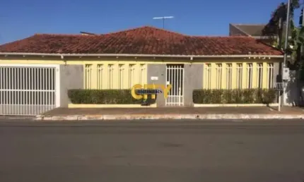 Casa com 4 quartos à venda na Avenida Brasil, CPA II, Cuiabá