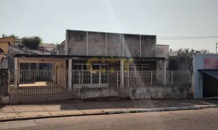 Vende-se Casa Comercial Av. Dom Bosco Bairro Dom Aquino