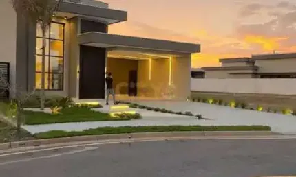 Casa em condomínio fechado com 3 quartos à venda na Avenida B, Jardim Itália, Cuiabá