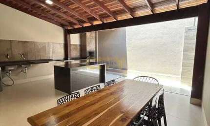 Vende-se Sobrado Residencial Villagio San Marino (Prox. Shopping Estação)