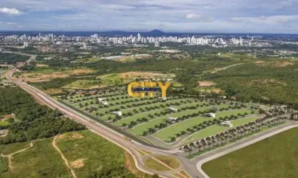 Terreno em condomínio fechado à venda na Rodovia Arquiteto Hélder Cândia, Ribeirão do Lipa, Cuiabá