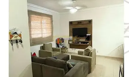 Vende-se Sobrado Condomínio Residencial Green Park (Prox. Shopping Estação)