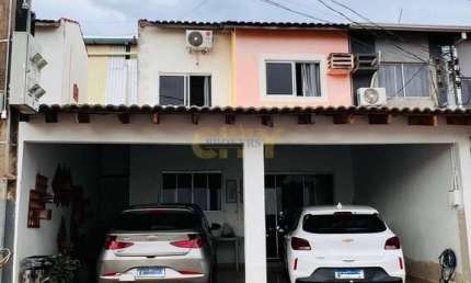 Vende-se Sobrado Condomínio Residencial Ipê Amarelo (Coxipó)
