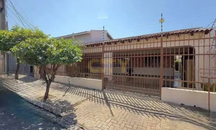 Casa com 4 quartos à venda na Praça Madrid, Jardim Tropical, Cuiabá