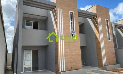 Casa Duplex com 03 Suítes á Venda em Eusébio- Ceará