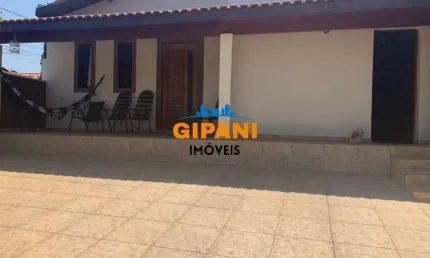Casa reformada e aconchegante próxima ao parque Luiz Barbosa em Jaguariúna.