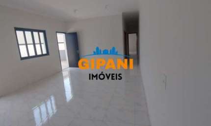 LINDA CASA COM 2 QUARTOS COM SUITE, OTIMA LOCALIZAÇÃO E NOVA