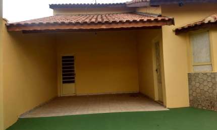 LINDA CASA Á VENDA  3 DORMITÓRIOS 1 SUÍTE COPA COM MEZANINO GARAGEM PARA 2 VEÍCULOS