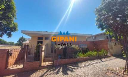Casa comercial com 1 sala para alugar no Centro, Jaguariúna 