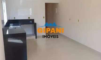 VENDA CASA GEMINADA, 2 QUARTOS, 1 SUÍTE, OTIMALOCALIZAÇÃO