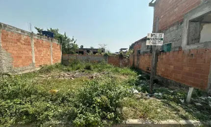 Terreno à venda na Rua Patriota (Loteamento Medina), São Bento, Duque de Caxias