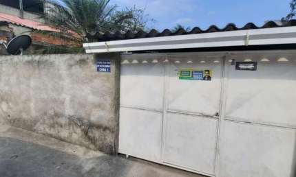 Casa para Venda em Duque de Caxias, Parque Alvorada, 2 dormitórios, 1 suíte, 1 banheiro, 2 vagas