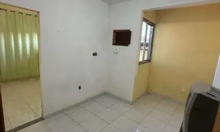 Casa 2 dormitórios para Venda em Duque de Caxias, Jardim das Oliveiras, 2 dormitórios, 1 banheiro, 1 vaga