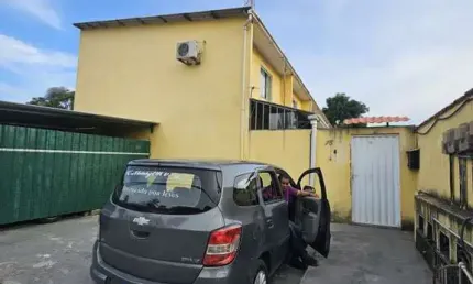 Casa Duplex para Venda em Duque de Caxias, Jardim Glória, 2 dormitórios, 1 suíte, 1 banheiro