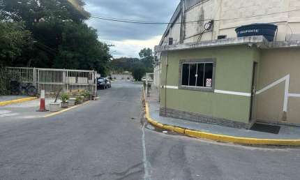 Terreno para Venda em Duque de Caxias, Parque Fluminense