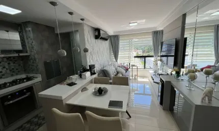 APARTAMENTO PRONTO PARA MORAR NO RESIDENCIAL ICON COM 02 DORMITÓRIOS SENDO 01 SUÍTE PRÓXIMO AO BALNEÁRIO SHOPPING