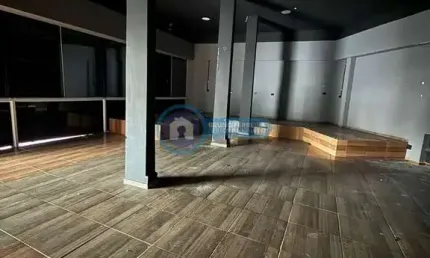 Locação de salão comercial em casa verde média - 290m²