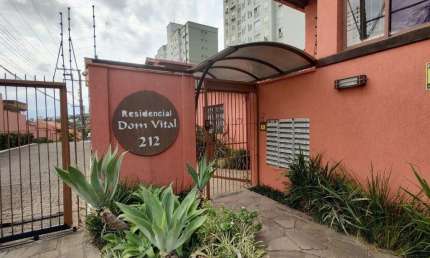 Casa em condomínio fechado com 4 quartos à venda na Rua Dom Vital, 212, Glória, Porto Alegre
