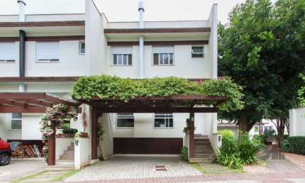 Casa em cond. Fechado I 3 dormitórios I Suíte I  Bairro Ipanema