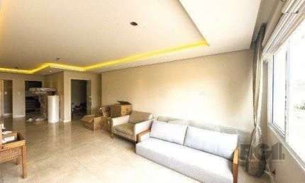 Vende-se excelente apartamento 2 suítes, 2 vagas cobertas com depósito - 116m² -