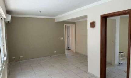 Apartamento em Porto Alegre, no bairro Azenha, com 2 dormitório(s), e 2 banheiro
