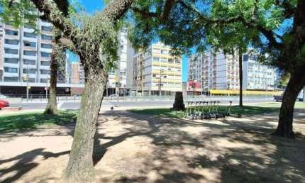 Apartamento 3 dormitórios à venda Centro Histórico Porto Alegre/RS