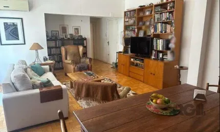 Apartamento 3 dormitórios, 1 suíte, 1 vaga - 110,58m² no Bairro Floresta
