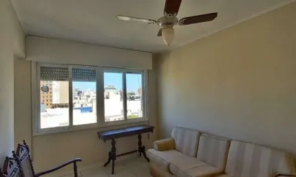 Apartamento 2 dormitórios à venda Moinhos de Vento Porto Alegre/RS