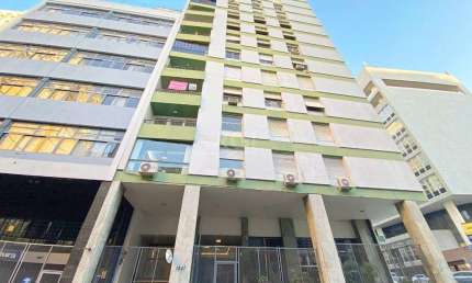 Apartamento de 3 dormitórios e 1 suíte no Centro Histórico de Porto Alegre