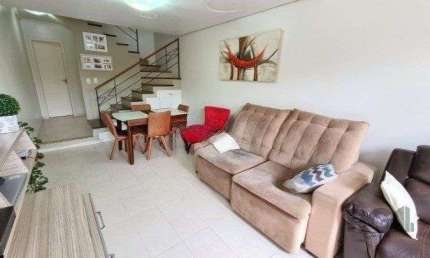 Casa em condomínio 110m² - 3 dormitórios sendo 1 suíte e 1 vaga de garagem no ba