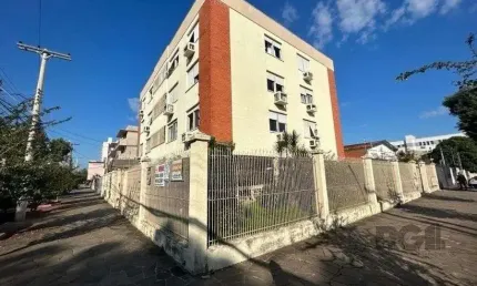 Apartamento 58m² - 2 dormitórios e 1 vaga no bairro Santa Maria Goretti