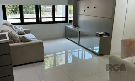 Apartamento 2 dormitórios à venda Camaquã Porto Alegre/RS
