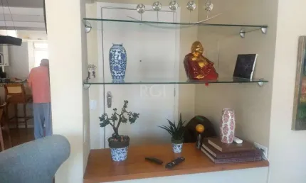 Apartamento 3 dormitórios 1 suíte e 2  vagas com 90m² no  bairro petrópolis port