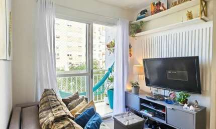 Apartamento de 2 quartos, com suíte, churrasqueira, vaga escruturada, infra comp