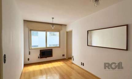 APARTAMENTO SEMIMOBILIADO COM ÓTIMA LOCALIZAÇÃO NO CENTRO HISTÓRICO