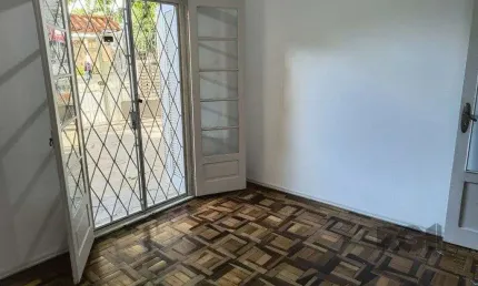 Apartamento térreo com pátio de 1 quarto à venda - desocupado e pronto para mora