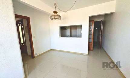 Vende-se apartamento reformado 2 quartos com vaga próximo ao Colégio Pastor Dohm