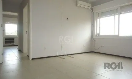 Apartamento de 2 dormitórios e vaga no Jardim do Salso DESOCUPADO