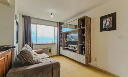 Excelente apto 2 dormitórios com linda vista pro guaíba