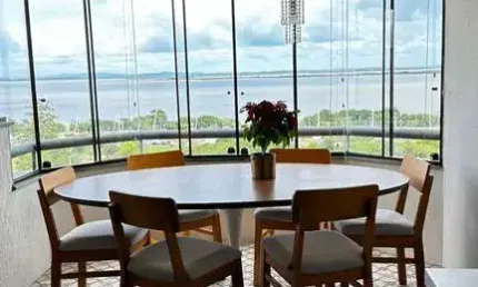 Apartamento com vista para o guaiba, 3 dormitórios com suite