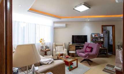 Excelente Apartamento 2 Dormitórios na Av. Wenceslau Escobar