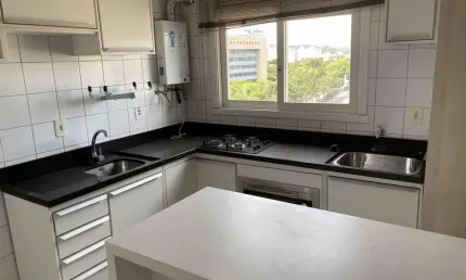 Apartamento de 1 quarto e 1 vaga de garagem em frente a PUC na Bento Gonçalves
