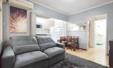Apartamento à venda com 1 dormitório no Bairro Cidade Baixa