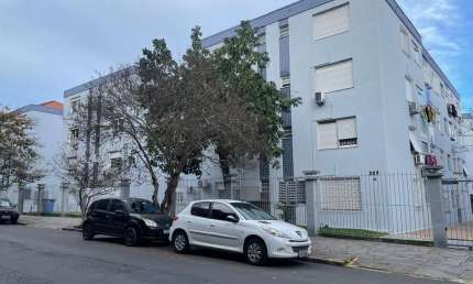 Apartamento com 1 quarto para alugar na Rua Sapê, 325, Passo da Areia, Porto Alegre, 32 m2 por R$ 850