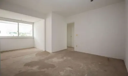 Apartamento à venda no bairro Chácara das Pedras em Porto Alegre/RS