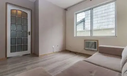 Apartamento com 3 quartos à venda na Rua Oscar Schneider, 504, Medianeira, Porto Alegre