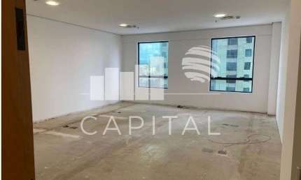 Sala comercial para alugar na Alameda Tocantins, 75, Alphaville, Barueri